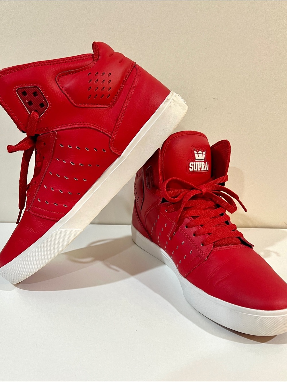 Rare SUPRA Vaider High Top Sneakers Men’s 10.5 Red White Skate Shoes S91024